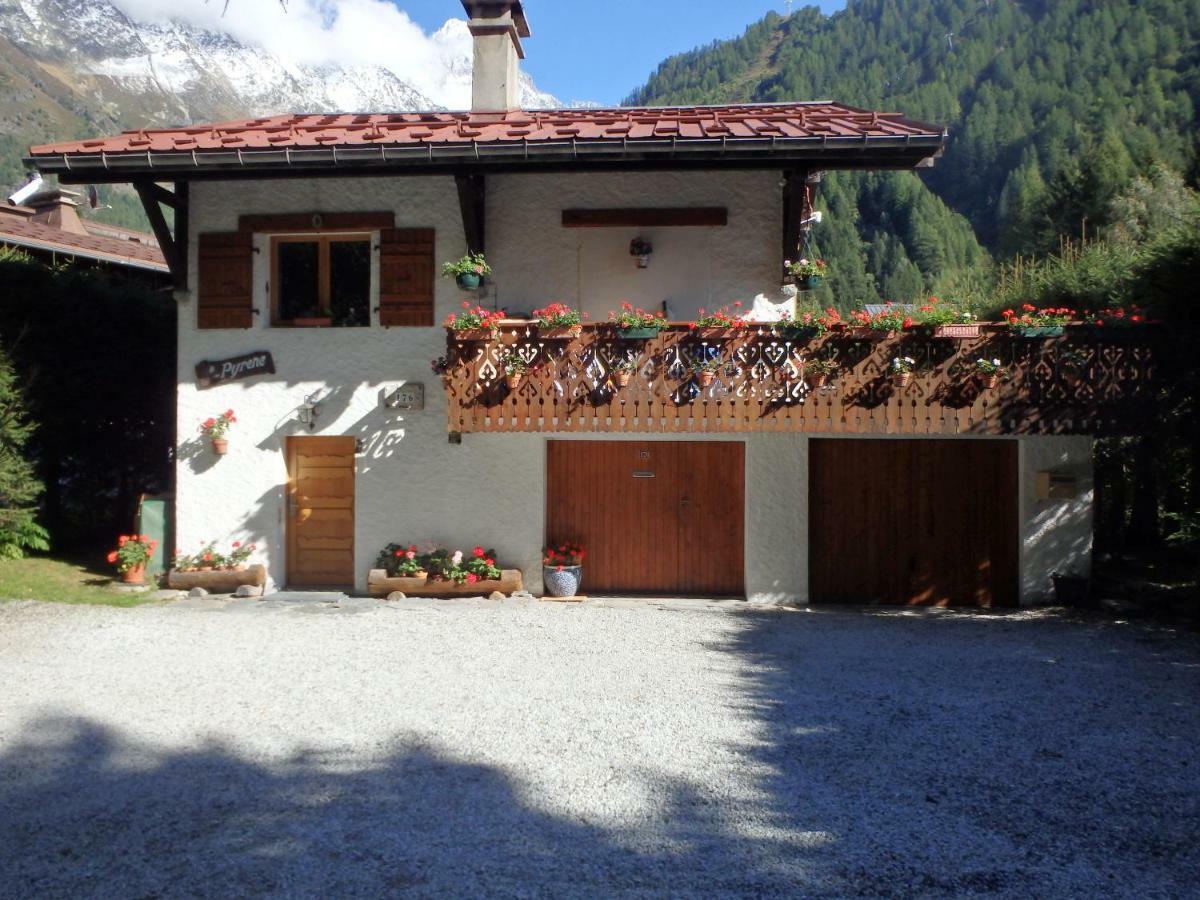 Chalets Pyrene Mont-Blanc Chamonix Exterior foto