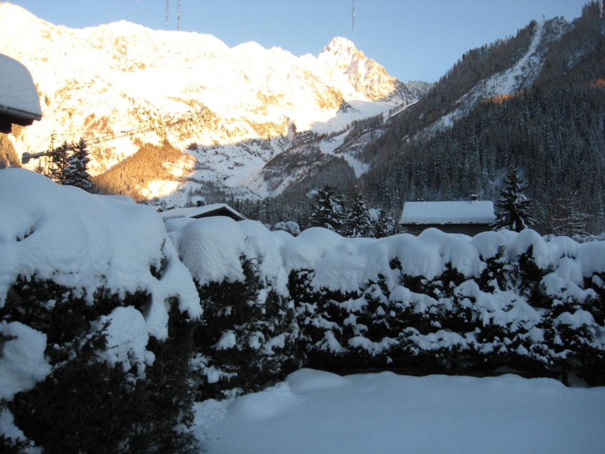 Chalets Pyrene Mont-Blanc Chamonix Exterior foto